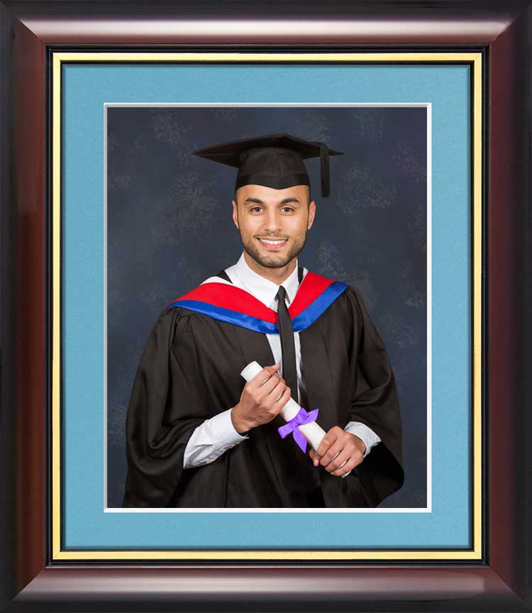 5-things-to-remember-when-purchasing-your-graduation-picture-frames