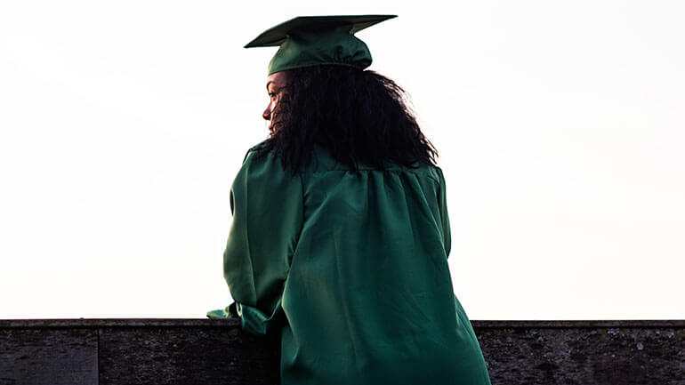 Evess Graduations.Live - Green Gown