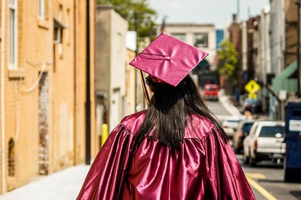 university gown hire