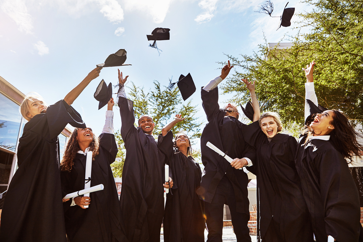 What to Wear to Graduation